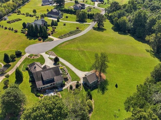 249 Bell Boy Run, Blairsville, GA 30512