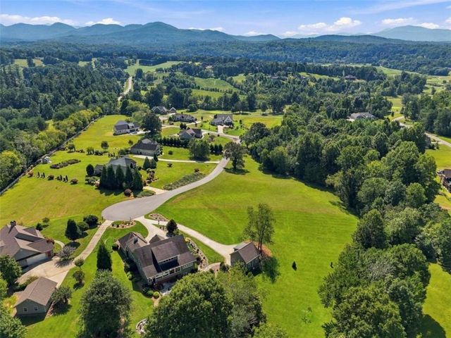 249 Bell Boy Run, Blairsville, GA 30512