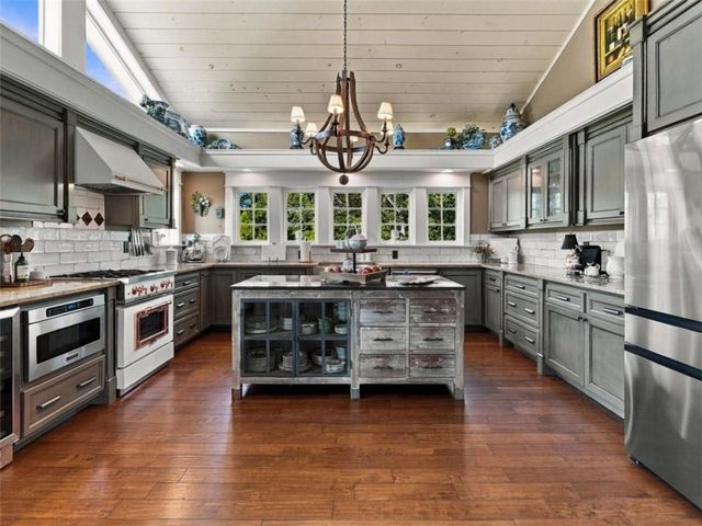249 Bell Boy Run, Blairsville, GA 30512