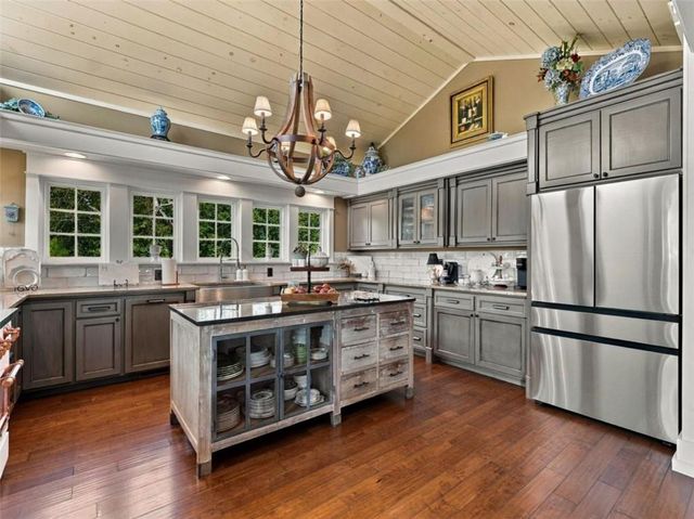 249 Bell Boy Run, Blairsville, GA 30512
