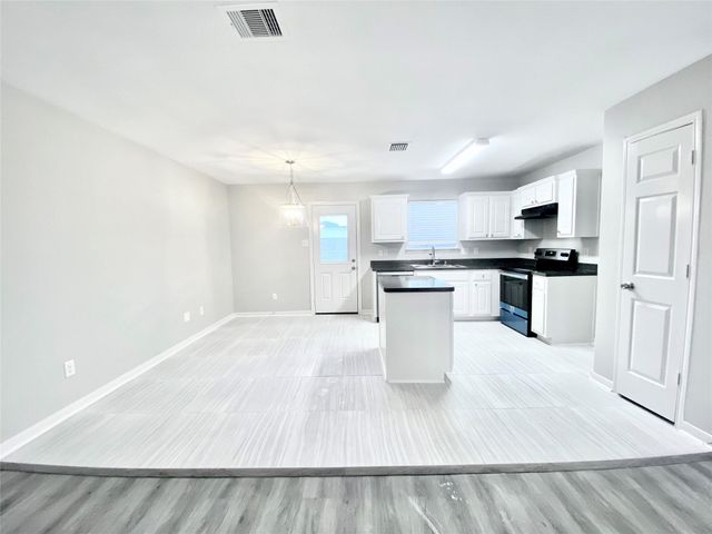 4414 Peppermint Hill Lane, Richmond, TX 77469