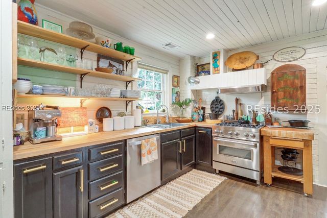 11 Whiting St, Bluffton, SC 29910