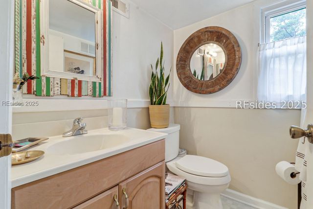 11 Whiting St, Bluffton, SC 29910