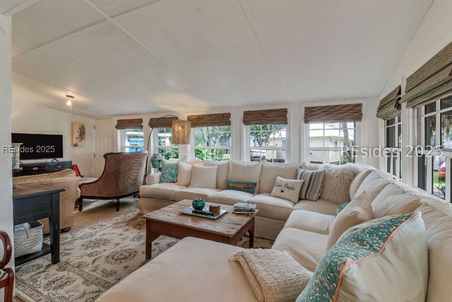 11 Whiting St, Bluffton, SC 29910