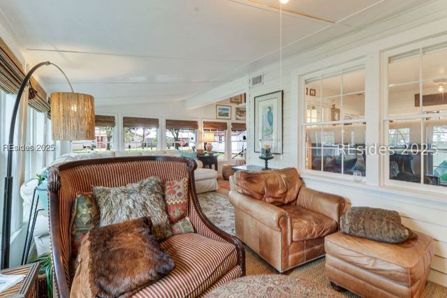 11 Whiting St, Bluffton, SC 29910