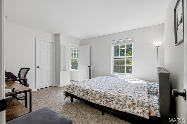 1348 Richland Meadows Drive, Ballwin, MO 63021