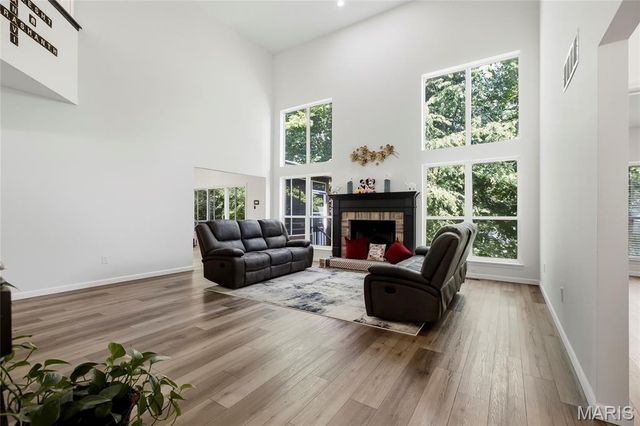1348 Richland Meadows Drive, Ballwin, MO 63021