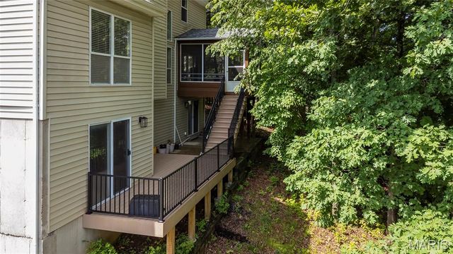 1348 Richland Meadows Drive, Ballwin, MO 63021