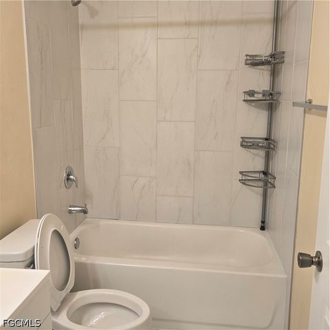 203 SE 13th ST, Cape Coral, FL 33990