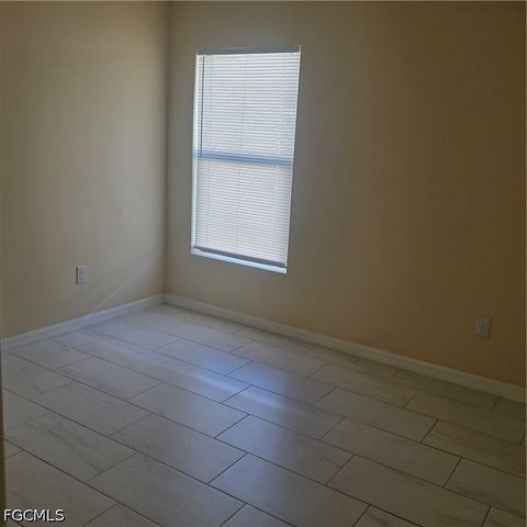 203 SE 13th ST, Cape Coral, FL 33990