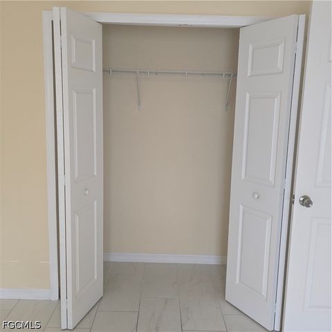 203 SE 13th ST, Cape Coral, FL 33990