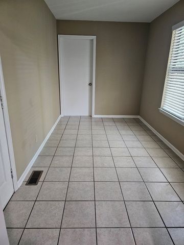 597 S Bishop Trail, Rocky Face, GA 30740