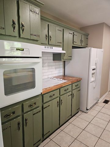 597 S Bishop Trail, Rocky Face, GA 30740