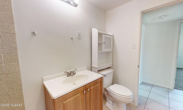 908 E Graybill Drive, Tucson, AZ 85719