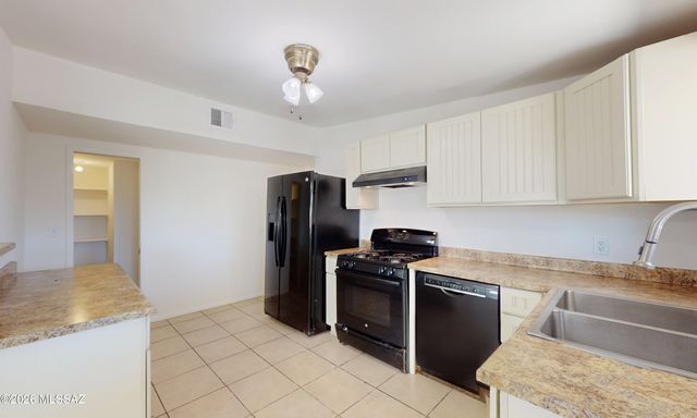 908 E Graybill Drive, Tucson, AZ 85719