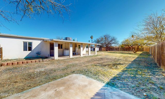 908 E Graybill Drive, Tucson, AZ 85719