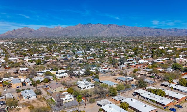 908 E Graybill Drive, Tucson, AZ 85719