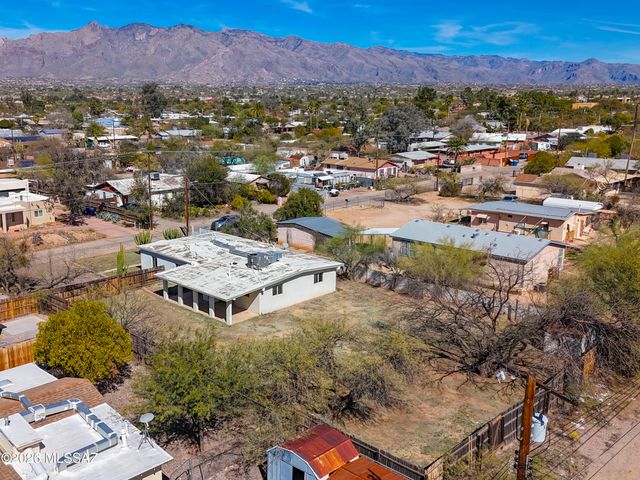 908 E Graybill Drive, Tucson, AZ 85719