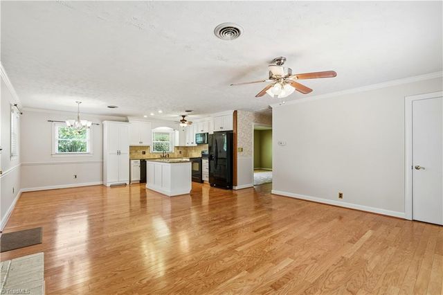 717 Corjon Street, Kernersville, NC 27284