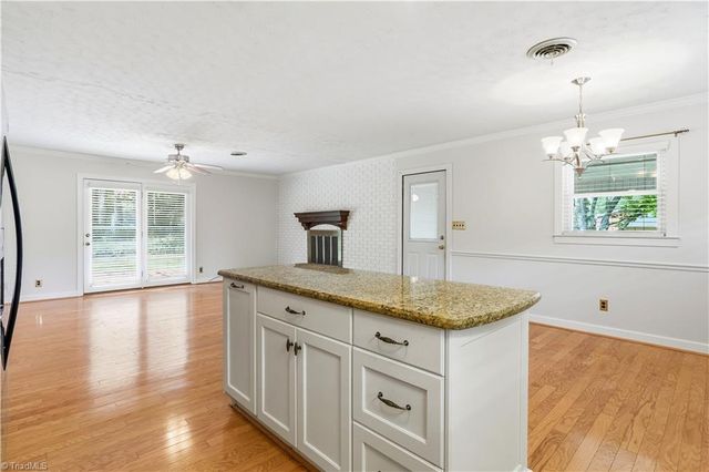 717 Corjon Street, Kernersville, NC 27284