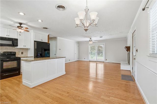 717 Corjon Street, Kernersville, NC 27284