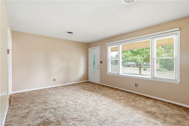 717 Corjon Street, Kernersville, NC 27284