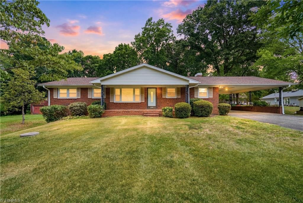 717 Corjon Street, Kernersville, NC 27284