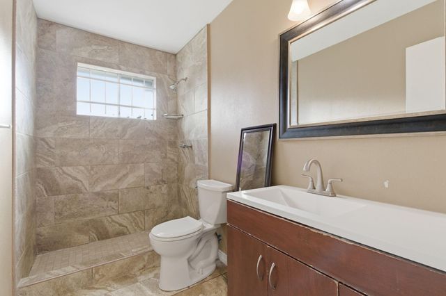 303 N Forest Boulevard, Houston, TX 77090