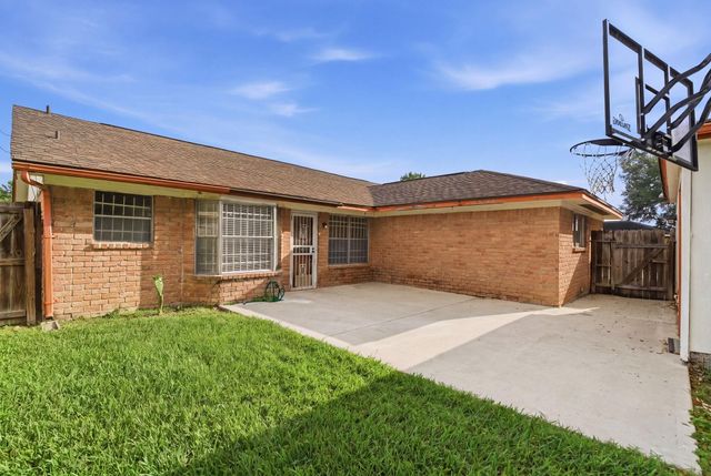 303 N Forest Boulevard, Houston, TX 77090