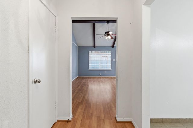 303 N Forest Boulevard, Houston, TX 77090