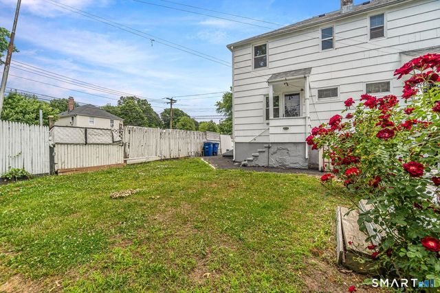 591 Pearl Harbor Street, Bridgeport, CT 06610