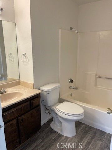 22276 Minnetonka Road, Apple Valley, CA 92308