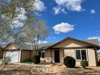 22276 Minnetonka Road, Apple Valley, CA 92308