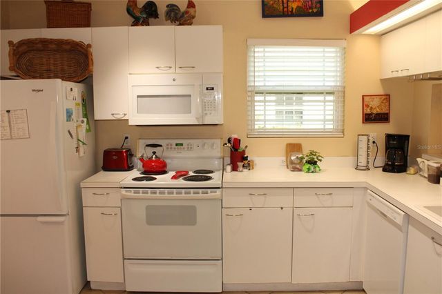 7537 PRESERVES COURT, Sarasota, FL 34243