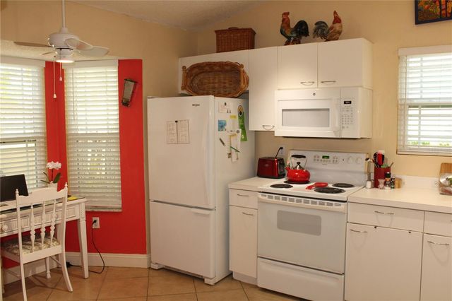 7537 PRESERVES COURT, Sarasota, FL 34243