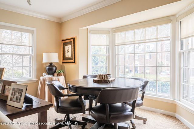 937 Roxburgh Avenue, East Lansing, MI 48823