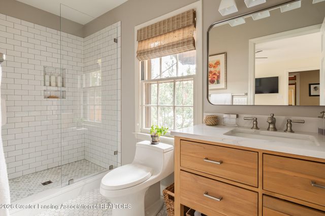 937 Roxburgh Avenue, East Lansing, MI 48823