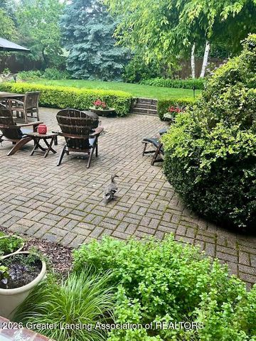 937 Roxburgh Avenue, East Lansing, MI 48823