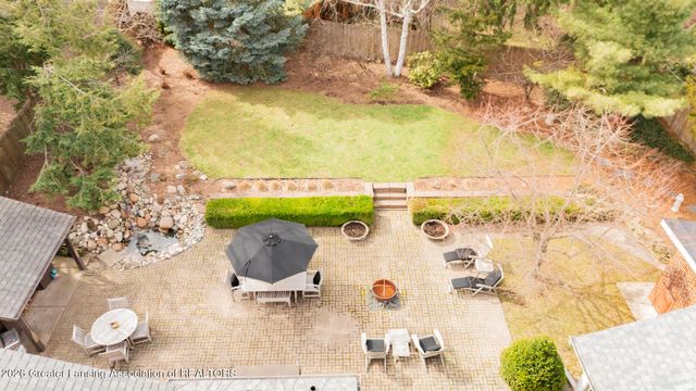 937 Roxburgh Avenue, East Lansing, MI 48823