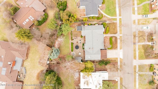 937 Roxburgh Avenue, East Lansing, MI 48823