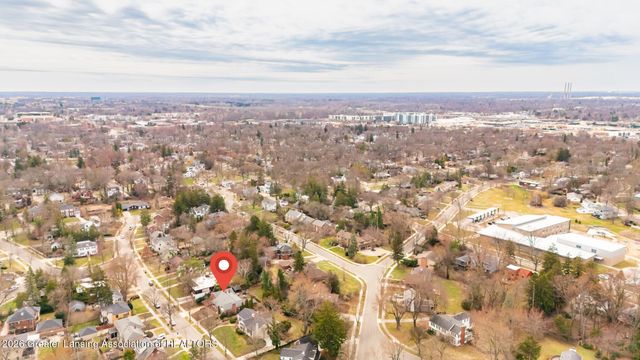 937 Roxburgh Avenue, East Lansing, MI 48823