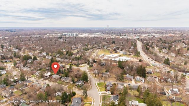 937 Roxburgh Avenue, East Lansing, MI 48823