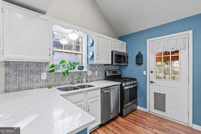 1351 Yorkshire Lane, Woodstock, GA 30188