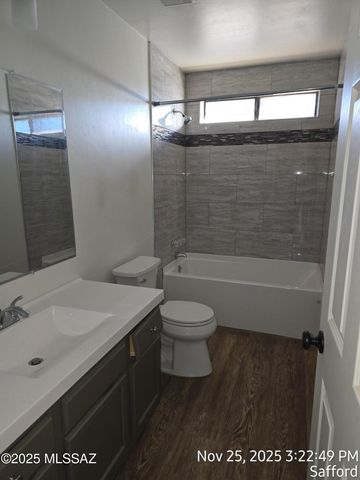 1808 Mesa Circle, Safford, AZ 85546