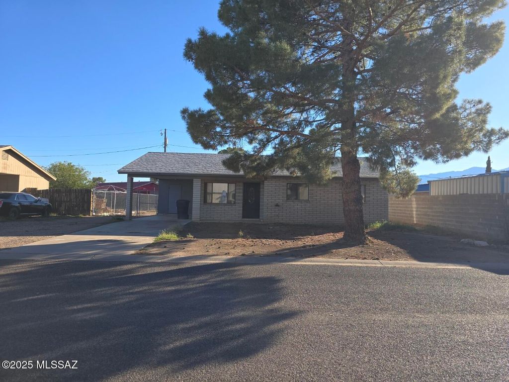 1808 Mesa Circle, Safford, AZ 85546
