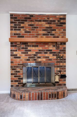 206 Dove Park, Versailles, KY 40383