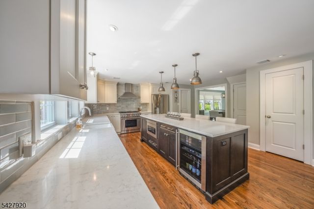 114 Coleman Ave, Chatham Boro, NJ 07928