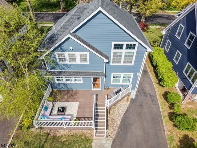 114 Coleman Ave, Chatham Boro, NJ 07928