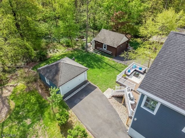 114 Coleman Ave, Chatham Boro, NJ 07928