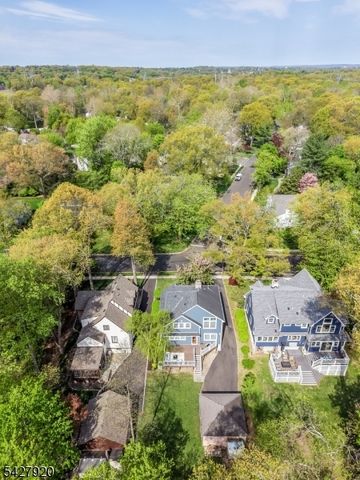 114 Coleman Ave, Chatham Boro, NJ 07928